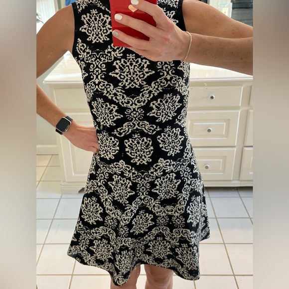 Patterned Mini Dress - Picture 2 of 6